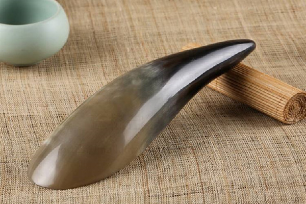 刮痧對(duì)感冒有用嗎 刮痧為什么會(huì)變紅 刮痧對(duì)感冒有用嗎 刮痧為什么會(huì)變紅