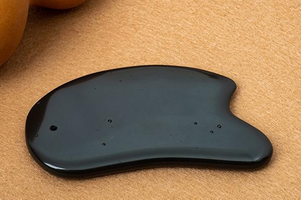 刮痧可以排濕氣嗎 刮痧多久刮一次比較好 刮痧可以排濕氣嗎 刮痧多久刮一次比較好