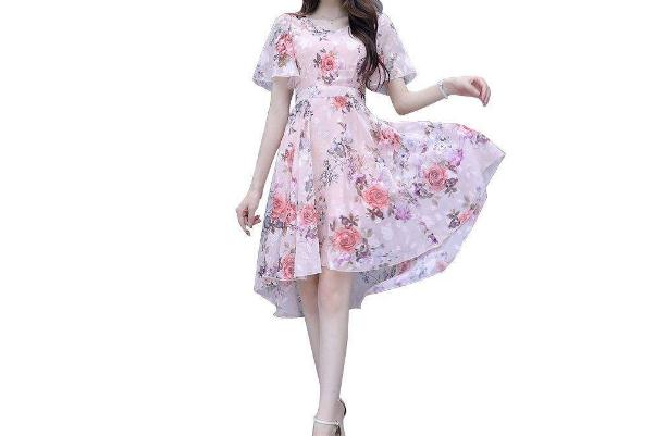 連衣裙可以配短款外套嗎 連衣裙可以配馬丁靴嗎 連衣裙可以配短款外套嗎 連衣裙可以配馬丁靴嗎