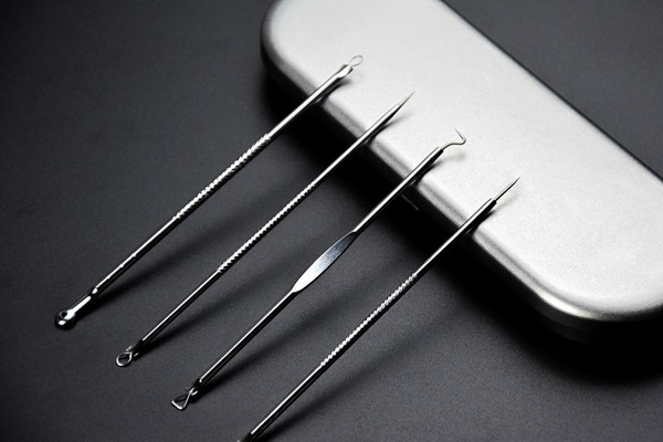 粉刺針可以擠痘痘嗎 粉刺針擠痘痘會(huì)留痘印嗎 粉刺針可以擠痘痘嗎 粉刺針擠痘痘會(huì)留痘印嗎