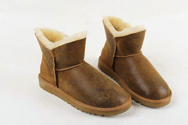 雪地靴可以跑步嗎 雪地靴臭味怎么去除 雪地靴可以跑步嗎 雪地靴臭味怎么去除