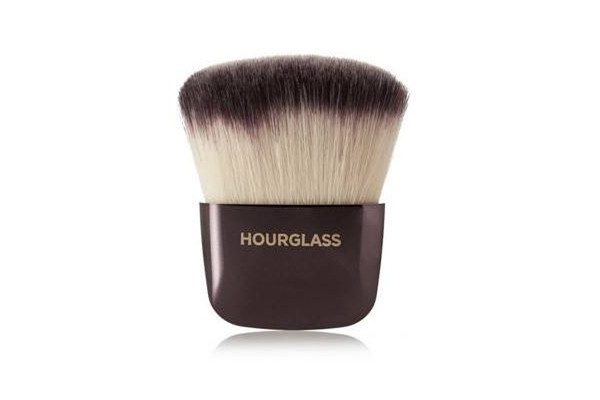 化妝刷洗完不蓬松怎么回事 化妝刷洗完要放到太陽(yáng)下曬嗎 化妝刷洗完不蓬松怎么回事 化妝刷洗完要放到太陽(yáng)下曬嗎