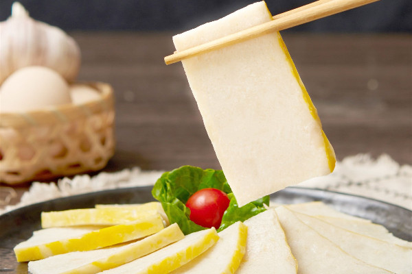 魚(yú)糕是用什么魚(yú)做的 魚(yú)糕的制作方法和比例配方 魚(yú)糕是用什么魚(yú)做的 魚(yú)糕的制作方法和比例配方