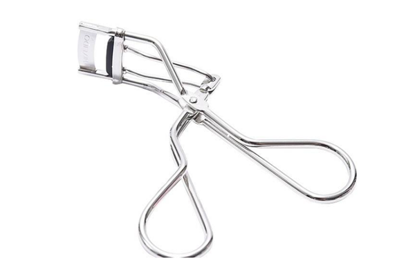 睫毛夾為什么夾不翹 睫毛夾天天夾有危害嗎 睫毛夾為什么夾不翹 睫毛夾天天夾有危害嗎