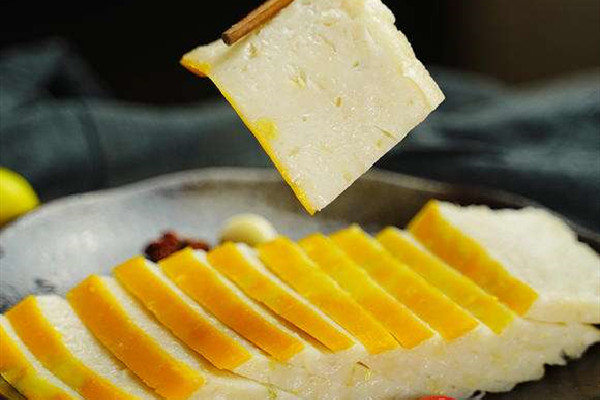 魚(yú)糕可以直接吃嗎 魚(yú)糕是熟的嗎 魚(yú)糕可以直接吃嗎 魚(yú)糕是熟的嗎