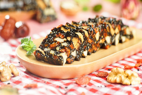 固本堂阿膠糕可以空腹吃嗎 固本堂阿膠糕孕婦能吃嗎 固本堂阿膠糕可以空腹吃嗎 固本堂阿膠糕孕婦能吃嗎