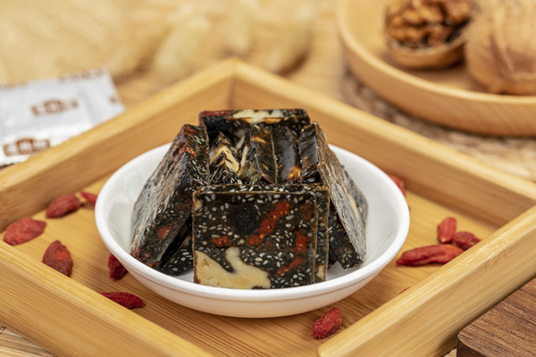 固本堂阿膠糕要放冰箱嗎 固本堂阿膠糕可以冷凍嗎 固本堂阿膠糕要放冰箱嗎 固本堂阿膠糕可以冷凍嗎