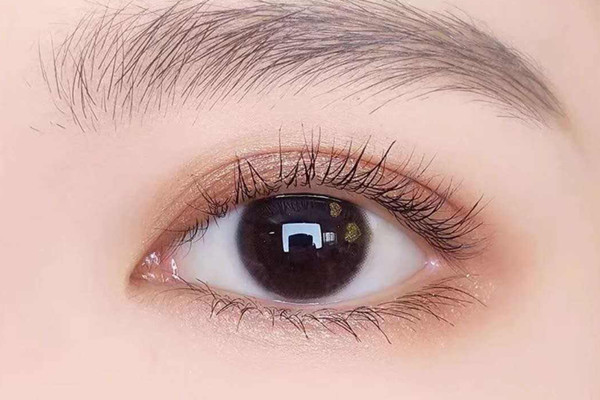 雙眼皮埋線后怎么消腫 雙眼皮埋線后需要吃消炎藥嗎 雙眼皮埋線后怎么消腫 雙眼皮埋線后需要吃消炎藥嗎