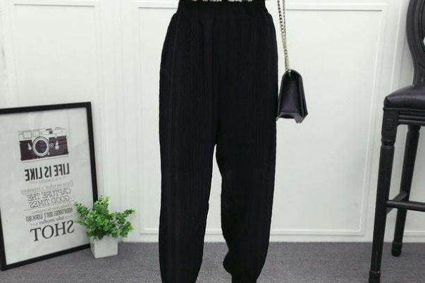 蘿卜褲要配什么衣服 蘿卜褲要配什么鞋 蘿卜褲要配什么衣服 蘿卜褲要配什么鞋