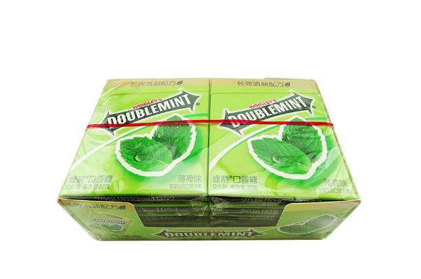 綠箭口香糖是用什么做的 無(wú)糖薄荷糖對(duì)身體有害嗎
