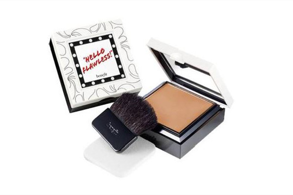 粉餅用到最后邊緣部分怎么用 粉餅用刷子好還是粉撲好 粉餅用到最后邊緣部分怎么用 粉餅用刷子好還是粉撲好