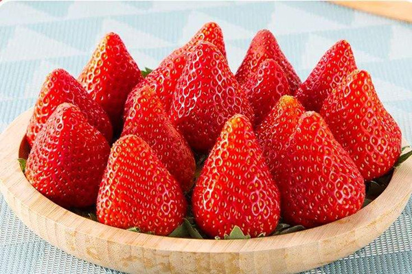 草莓的糖分含量高嗎 草莓的升糖指數(shù)高嗎 草莓的糖分含量高嗎 草莓的升糖指數(shù)高嗎