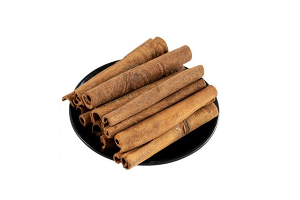 桂皮能不能泡腳 桂皮泡腳有什么功效 桂皮能不能泡腳 桂皮泡腳有什么功效