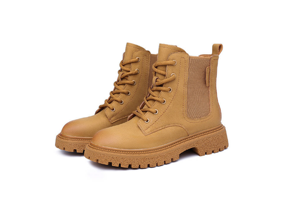 馬丁靴是不是皮鞋 馬丁靴是不是都顯腳大 馬丁靴是不是皮鞋 馬丁靴是不是都顯腳大