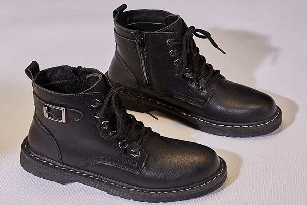 馬丁靴需要買(mǎi)加絨的嗎 馬丁靴需要買(mǎi)大一碼嗎