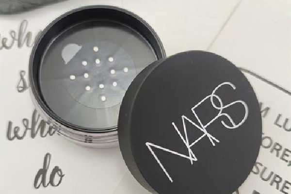 nars散粉和紀(jì)梵希散粉哪個(gè)好用 nars散粉是什么牌子 nars散粉和紀(jì)梵希散粉哪個(gè)好用 nars散粉是什么牌子