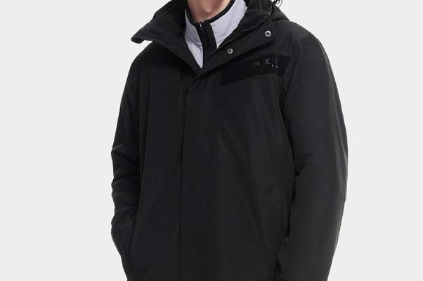 沖鋒衣會(huì)縮水嗎 沖鋒衣可以滑雪穿嗎 沖鋒衣會(huì)縮水嗎 沖鋒衣可以滑雪穿嗎