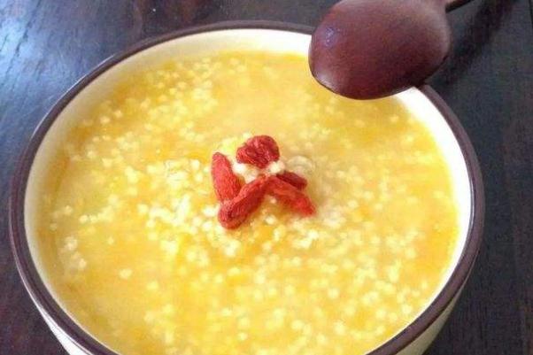 小米粥減肥還是增肥 小米粥升糖指數(shù)高嗎 小米粥減肥還是增肥 小米粥升糖指數(shù)高嗎