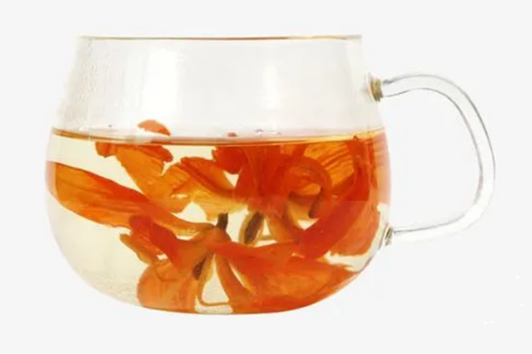 百合花茶是涼性的嗎 百合花茶有什么功效 百合花茶是涼性的嗎 百合花茶有什么功效