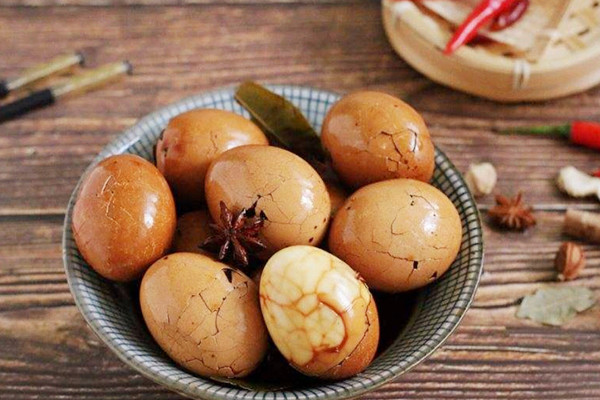 茶葉蛋一天最多吃幾個 茶葉蛋吃多了有什么壞處