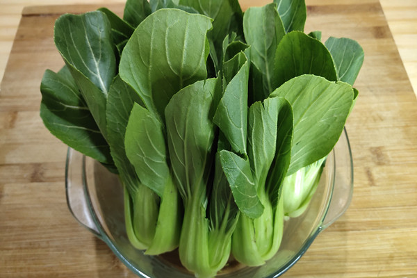 上海青需要焯水嗎 上海青可以煮著吃嗎 上海青需要焯水嗎 上海青可以煮著吃嗎