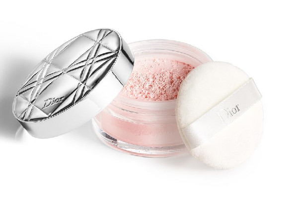 蜜粉用洗面奶能卸干凈嗎 蜜粉怎么卸干凈 蜜粉用洗面奶能卸干凈嗎 蜜粉怎么卸干凈