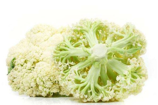 花菜要焯水在炒嗎 花菜焯水幾分鐘剛好 花菜要焯水在炒嗎 花菜焯水幾分鐘剛好