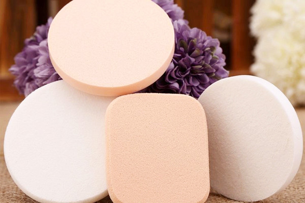 粉撲是干什么用的 粉撲是什么材質(zhì) 粉撲是干什么用的 粉撲是什么材質(zhì)