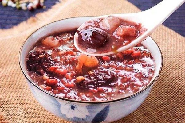 臘八粥是什么時(shí)候吃 臘八粥要熬多長(zhǎng)時(shí)間 臘八粥是什么時(shí)候吃 臘八粥要熬多長(zhǎng)時(shí)間