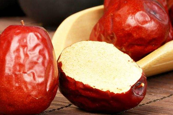 西域美農(nóng)紅棗的營養(yǎng)價值 西域美農(nóng)紅棗可以空腹吃嗎