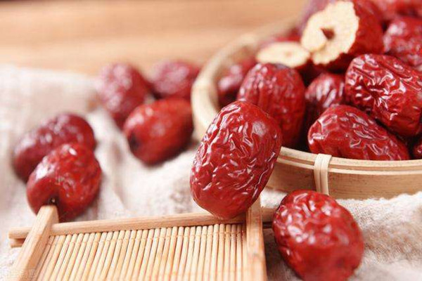 西域美農(nóng)紅棗是新疆和田大棗嗎 西域美農(nóng)紅棗保質(zhì)期多久 西域美農(nóng)紅棗是新疆和田大棗嗎 西域美農(nóng)紅棗保質(zhì)期多久