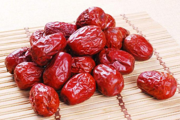 西域美農(nóng)紅棗過期了還能吃嗎 西域美農(nóng)紅棗可以冷藏嗎 西域美農(nóng)紅棗過期了還能吃嗎 西域美農(nóng)紅棗可以冷藏嗎