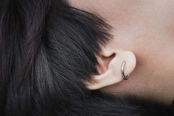 打耳骨什么位置最好看 打耳骨什么時(shí)間比較好 打耳骨什么位置最好看 打耳骨什么時(shí)間比較好