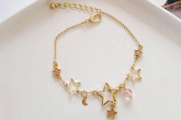 手鏈什么牌子比較好 手鏈戴哪個手比較好 手鏈什么牌子比較好 手鏈戴哪個手比較好