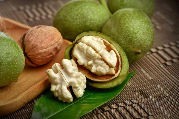 三只松鼠紙皮核桃保質期多久 三只松鼠紙皮核桃過期了還能吃嗎 三只松鼠紙皮核桃保質期多久 三只松鼠紙皮核桃過期了還能吃嗎