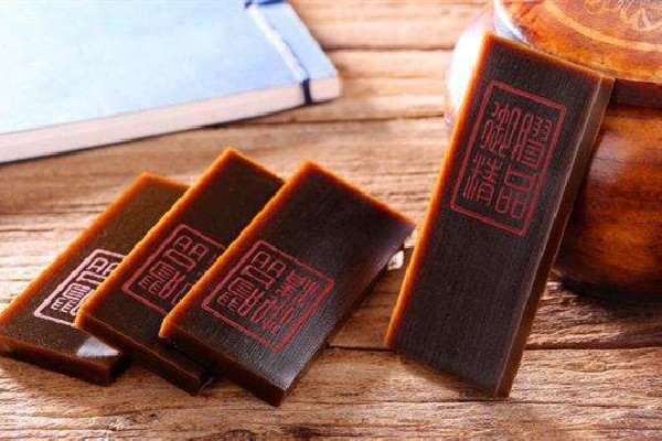 東阿阿膠的功效和作用 東阿阿膠哪里的才是正宗的 東阿阿膠的功效和作用 東阿阿膠哪里的才是正宗的