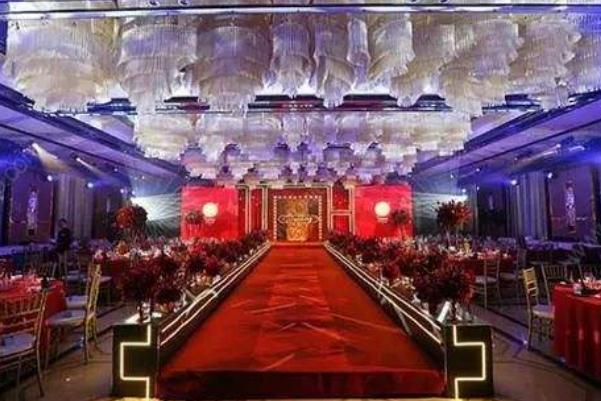 婚宴酒席可以單數(shù)嗎 婚宴的餐巾花以及寓意 婚宴酒席可以單數(shù)嗎 婚宴的餐巾花以及寓意