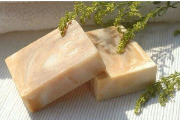 手工皂發(fā)霉了還能用嗎 手工皂變質(zhì)什么樣 手工皂發(fā)霉了還能用嗎 手工皂變質(zhì)什么樣