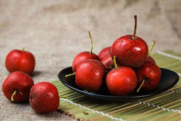 山楂泡水能降血壓嗎 山楂泡水能長期喝嗎 山楂泡水能降血壓嗎 山楂泡水能長期喝嗎