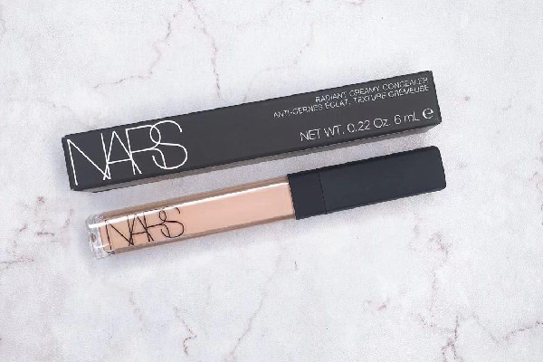 遮瑕液是干嘛的 遮瑕液有必要買嗎 遮瑕液是干嘛的 遮瑕液有必要買嗎