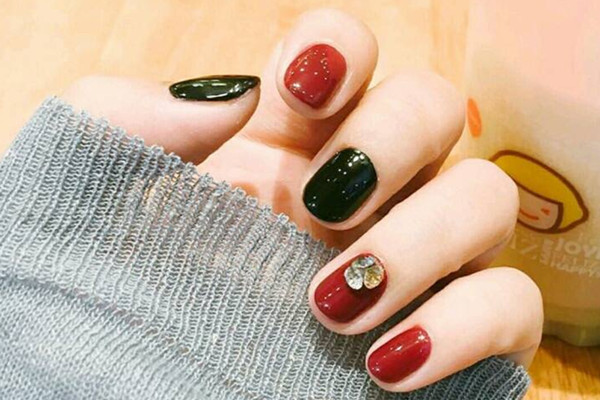 美甲會讓手變黑嗎 美甲會讓指甲不透氣嗎 美甲會讓手變黑嗎 美甲會讓指甲不透氣嗎