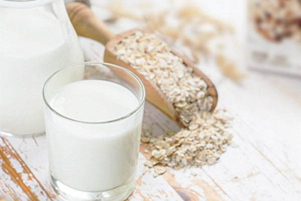 燕麥奶和牛奶的區(qū)別 燕麥奶和牛奶哪個好 燕麥奶和牛奶的區(qū)別 燕麥奶和牛奶哪個好