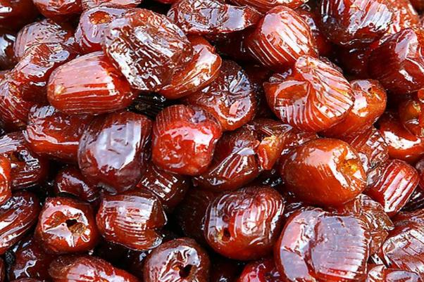 蜜棗是干的好還是濕的好 干蜜棗可以泡水喝嗎 蜜棗是干的好還是濕的好 干蜜棗可以泡水喝嗎