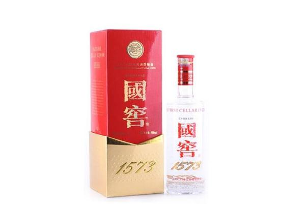 國窖1573好喝嗎 五糧液和國窖1573哪個(gè)更好喝 國窖1573好喝嗎 五糧液和國窖1573哪個(gè)更好喝