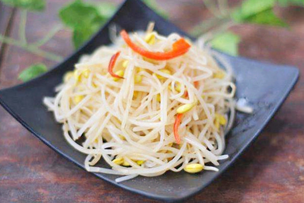 黃豆芽會引起脹氣嗎 黃豆芽吃了脹氣怎么辦 黃豆芽會引起脹氣嗎 黃豆芽吃了脹氣怎么辦