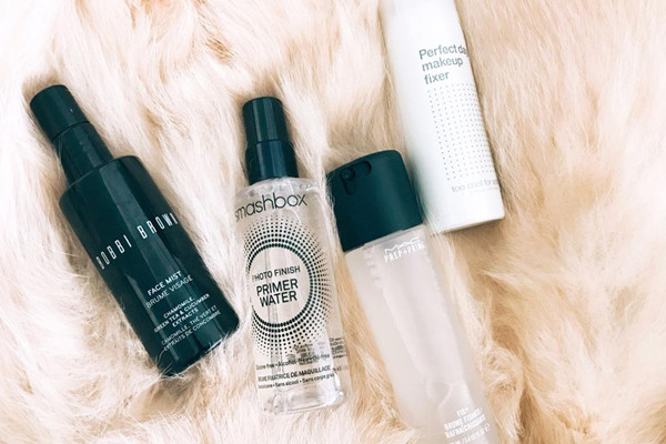 定妝噴霧用了臉會(huì)干嗎 定妝噴霧用了會(huì)悶痘嗎 定妝噴霧用了臉會(huì)干嗎 定妝噴霧用了會(huì)悶痘嗎