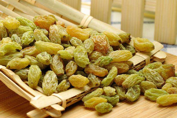 葡萄干會生蟲子嗎 葡萄干有蟲子了怎么辦 葡萄干會生蟲子嗎 葡萄干有蟲子了怎么辦