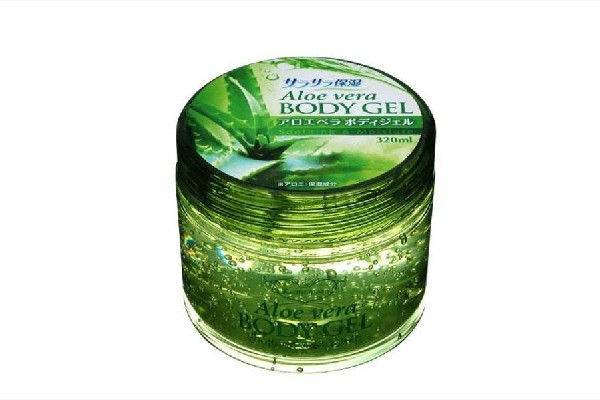 蘆薈啫喱和蘆薈膠一樣嗎 蘆薈啫喱和蘆薈膠的區(qū)別 蘆薈啫喱和蘆薈膠一樣嗎 蘆薈啫喱和蘆薈膠的區(qū)別