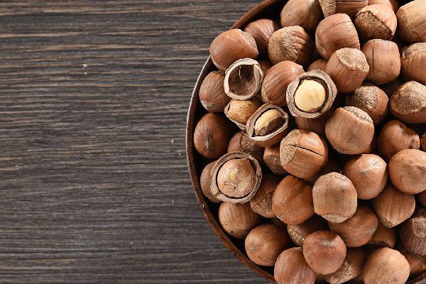 榛子的功效和作用 榛子適合小孩子吃嗎 榛子的功效和作用 榛子適合小孩子吃嗎