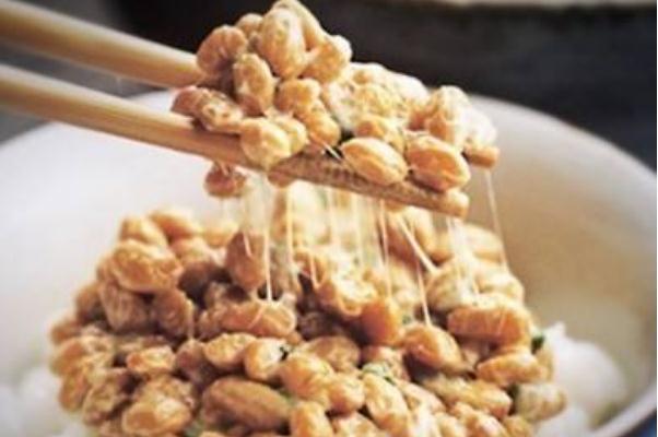 納豆會(huì)引起尿酸高嗎 尿酸偏高的人能吃納豆嗎 納豆會(huì)引起尿酸高嗎 尿酸偏高的人能吃納豆嗎